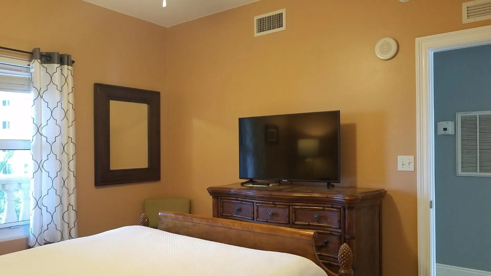 Calypso Resort By Sand Seeker Vacations Panama City Beach